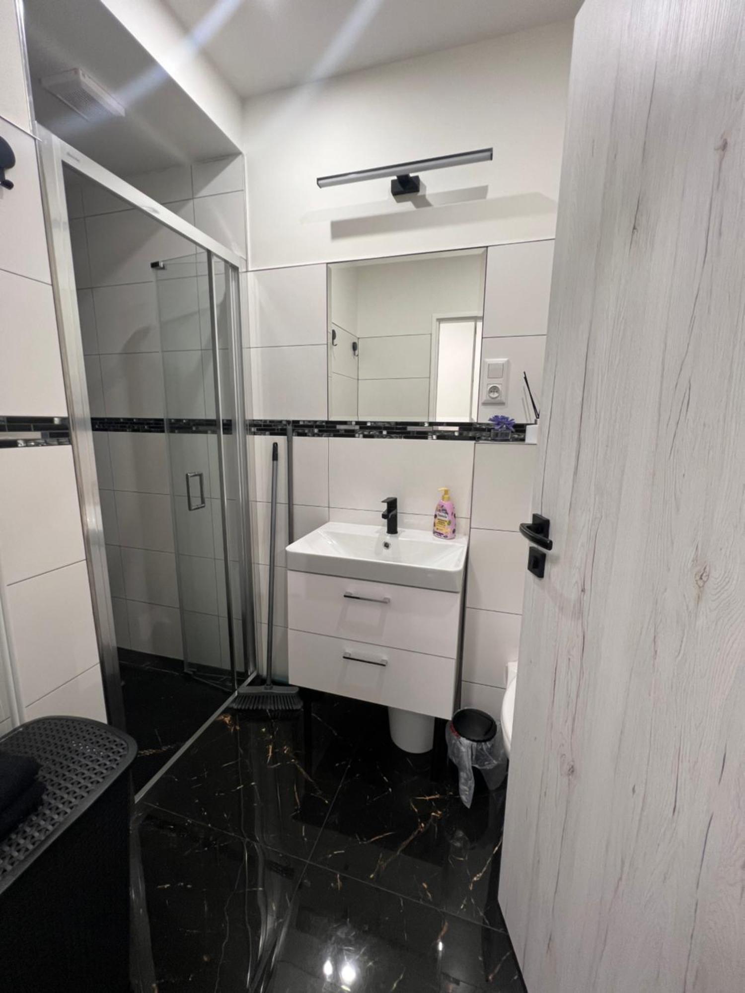 Apartmany Piskovna Assen Ostrava Exteriör bild